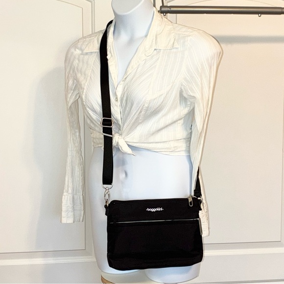 Baggallini Securtex Anti-theft Memento Crossbody Bag Black NWOT - Picture 7 of 8